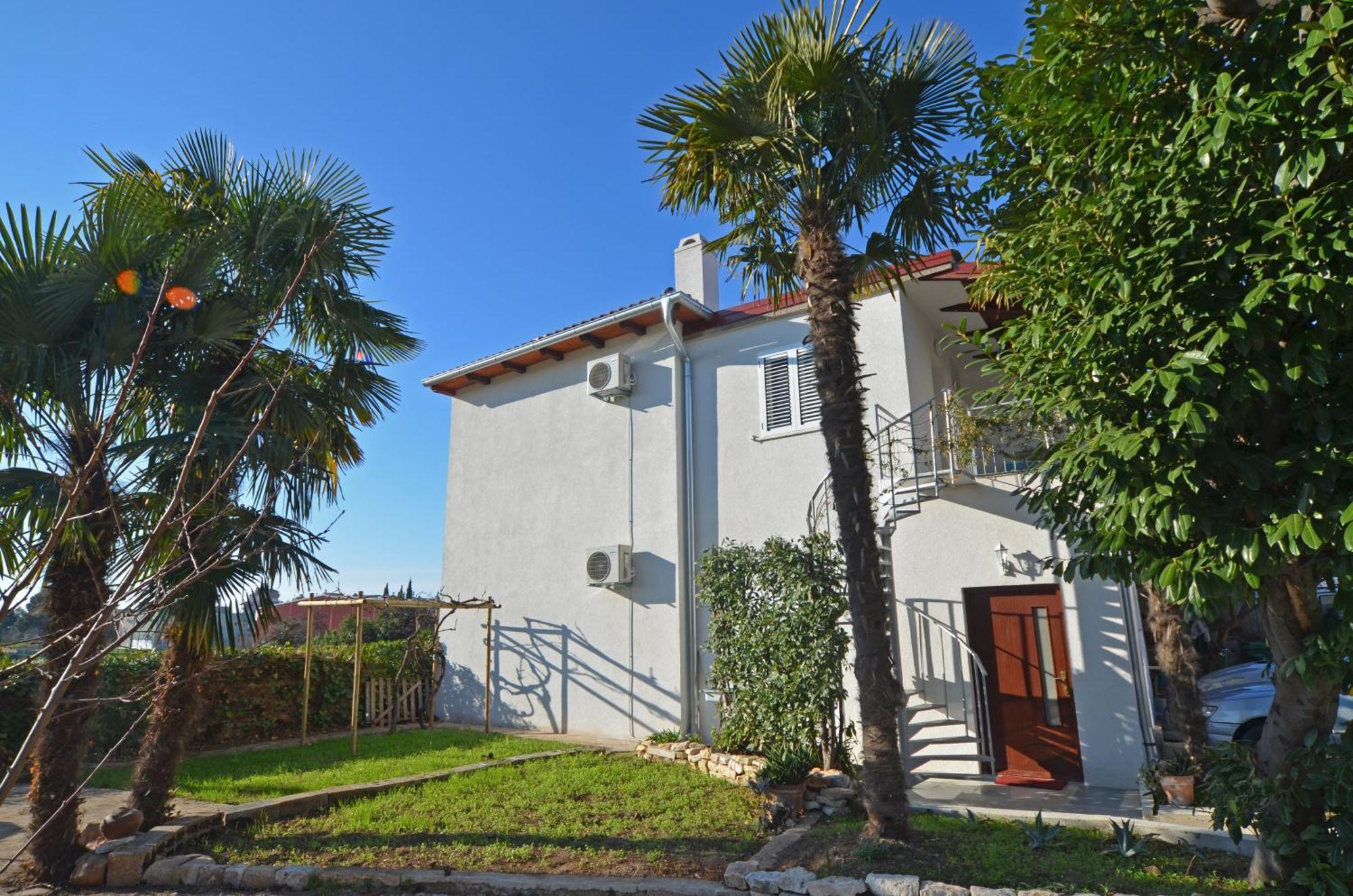 Graziella Apartment *